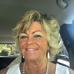 Meet your Posher, Trina